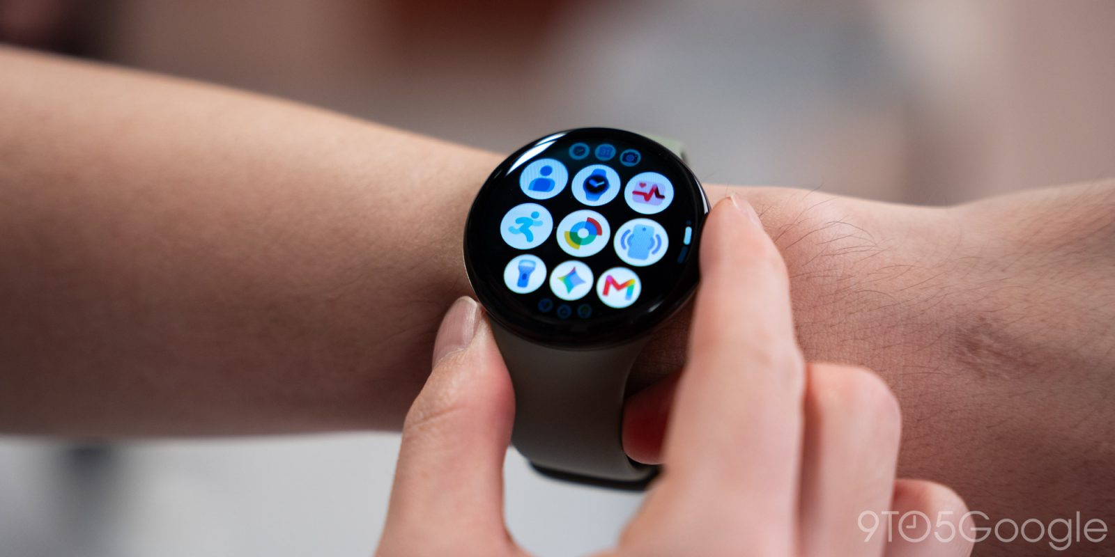 Find Hub Wear OS: arriva l'app per trovare i contatti dal polso