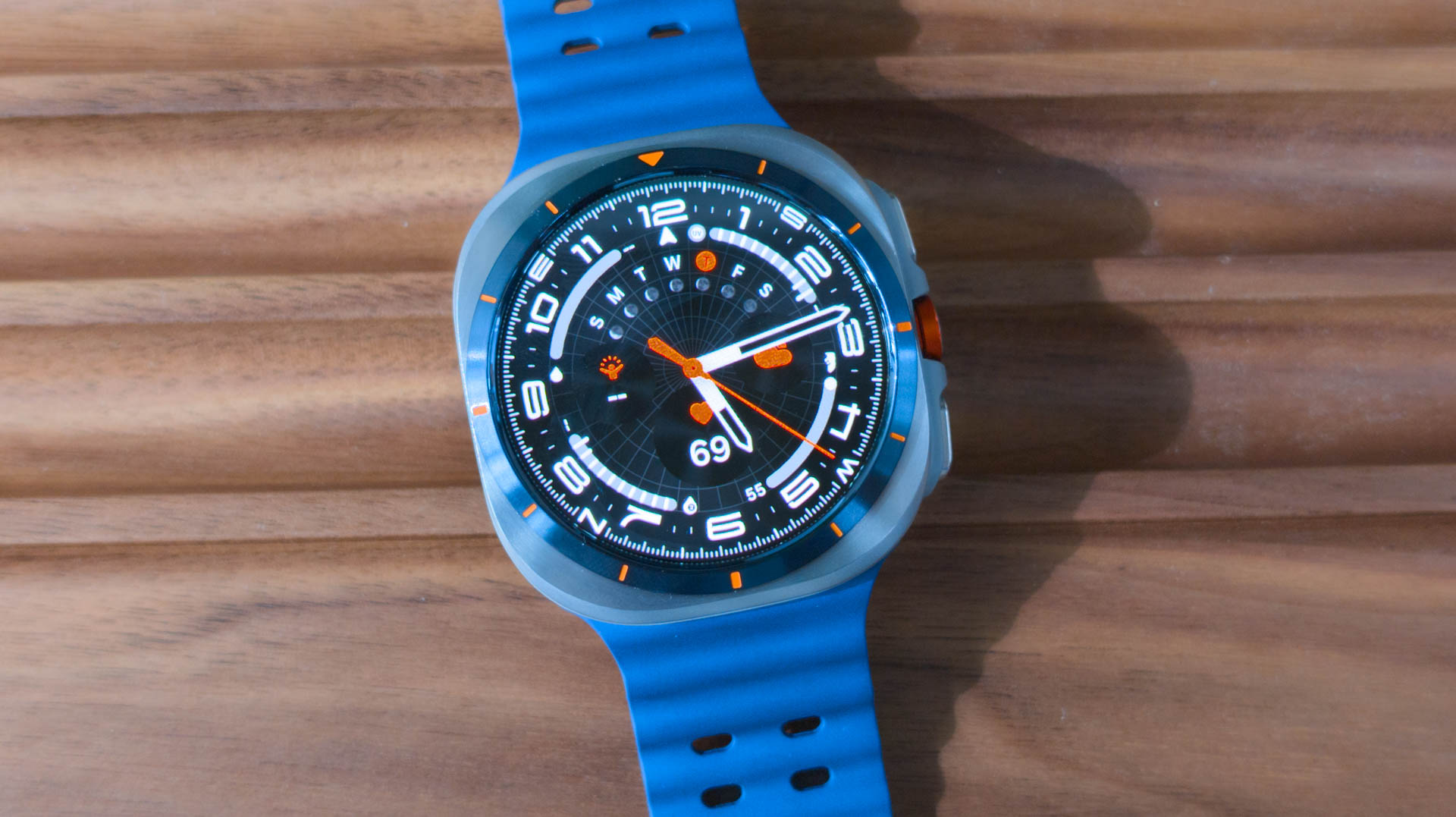 Gemini arriva sui smartwatch con una nuova UI espressiva