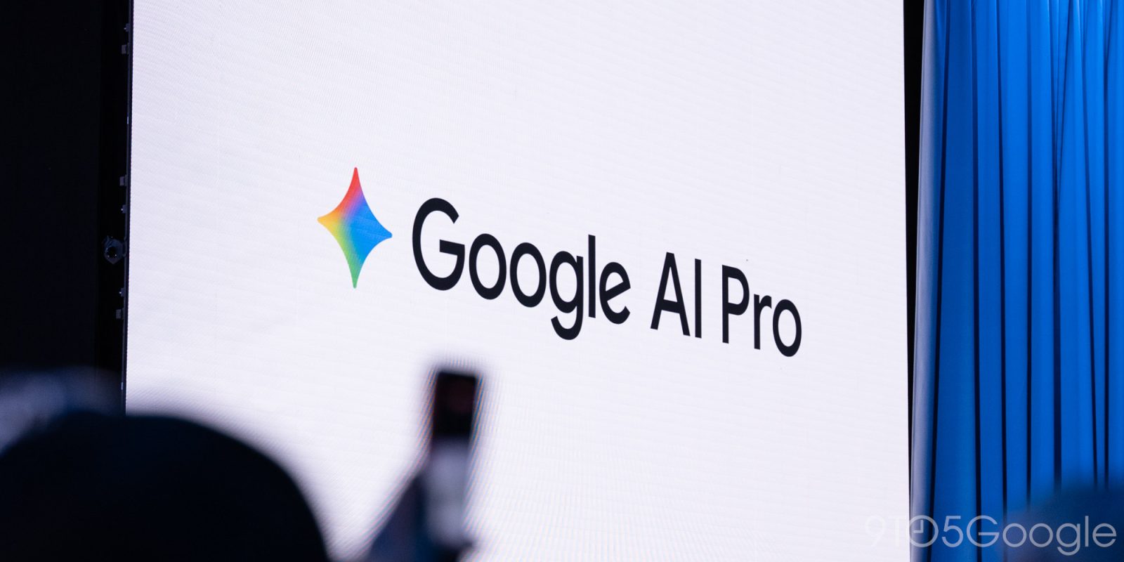 Google cambia l'anello dell'account: blu per gli abbonati AI