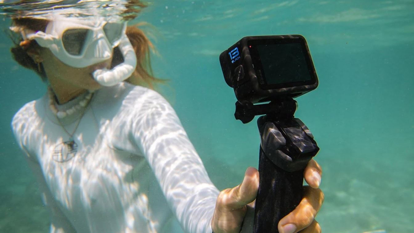 GoPro HERO13 Black a 354,99€: bundle con accessori al prezzo più basso mai visto