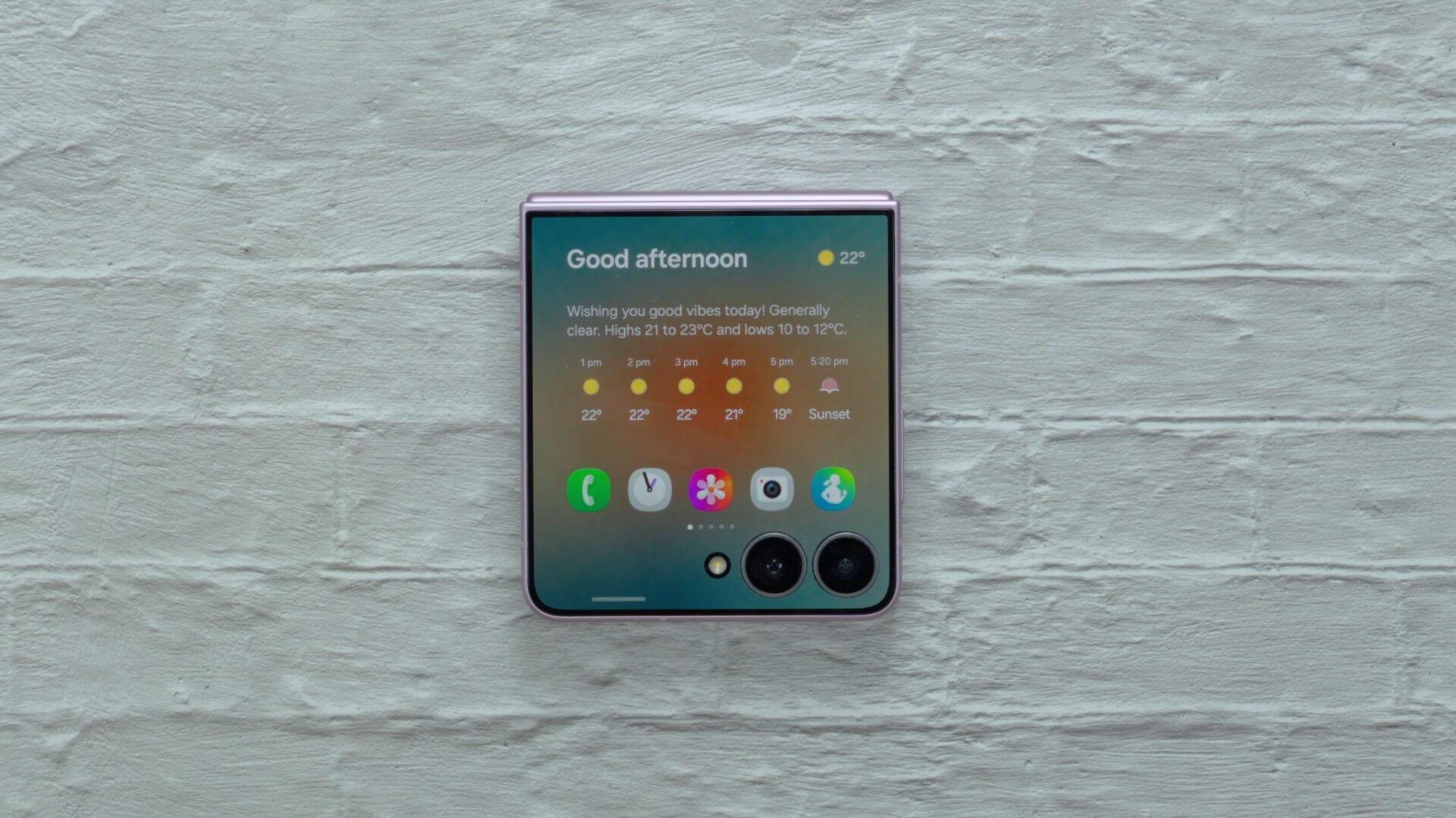 One UI 9 sul Galaxy Z Flip 8: la cover screen fa la differenza