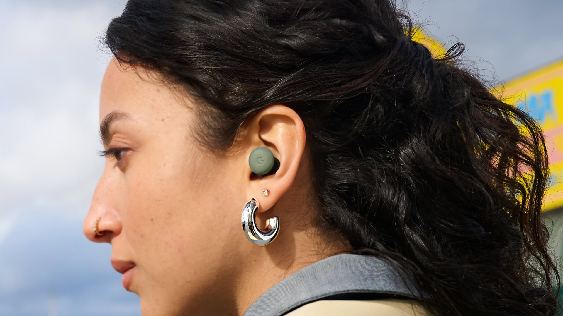 Pixel Buds Pro 2 Olive: sconto di 40€ su Amazon prima del lancio