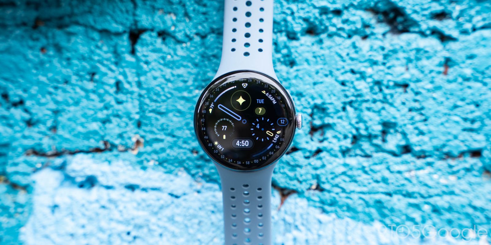Pixel Watch 5: leak svela un'edizione speciale ispirata a Fitbit