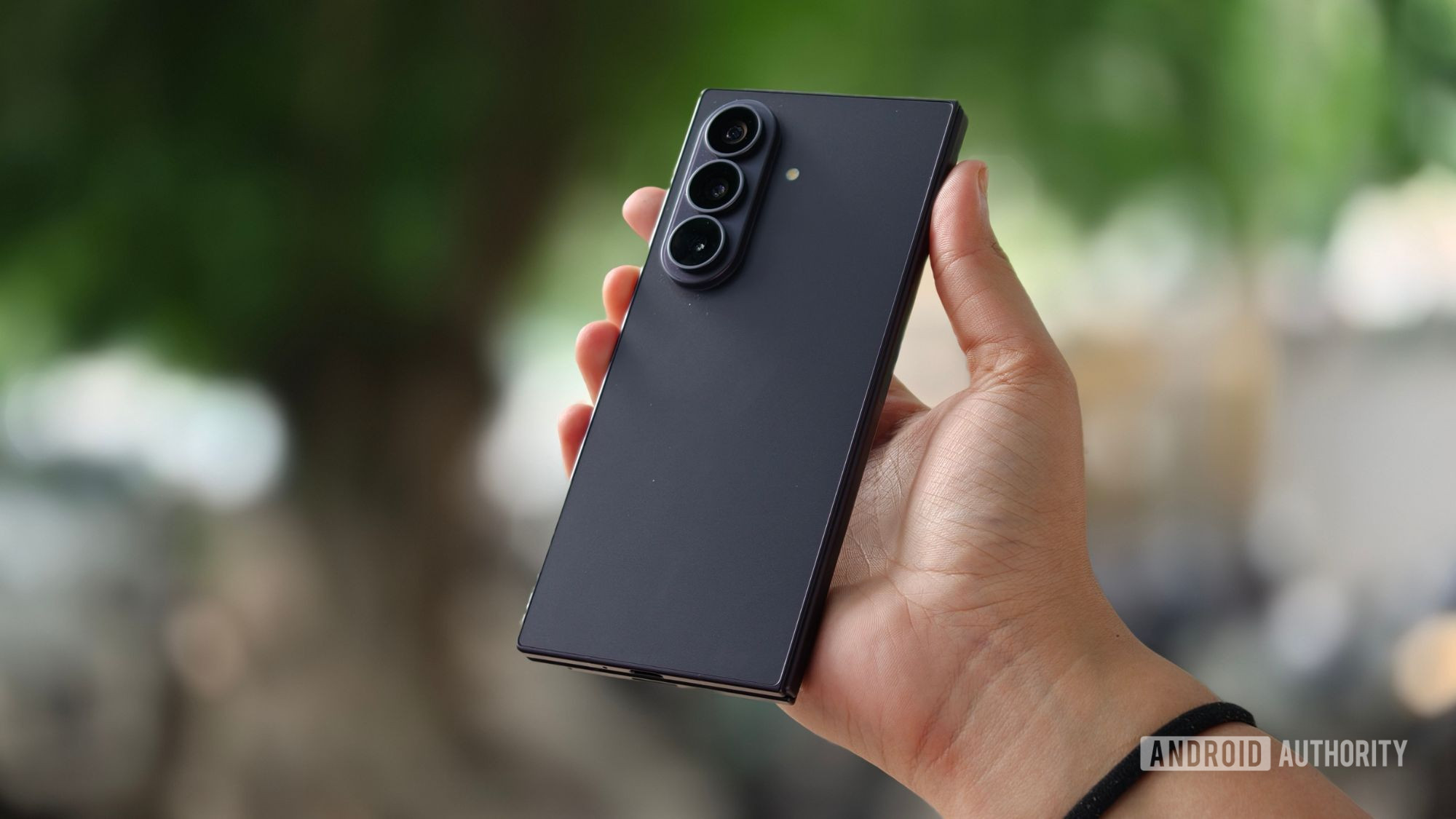 Samsung Galaxy: perché la fotocamera passa da 24MP a 12MP da sola