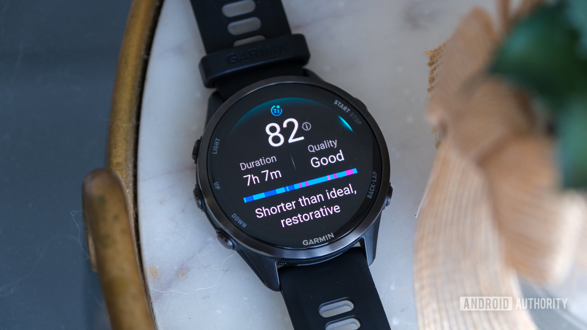 Smartwatch: il mercato si divide tra sport-watch premium e tracker minimalisti