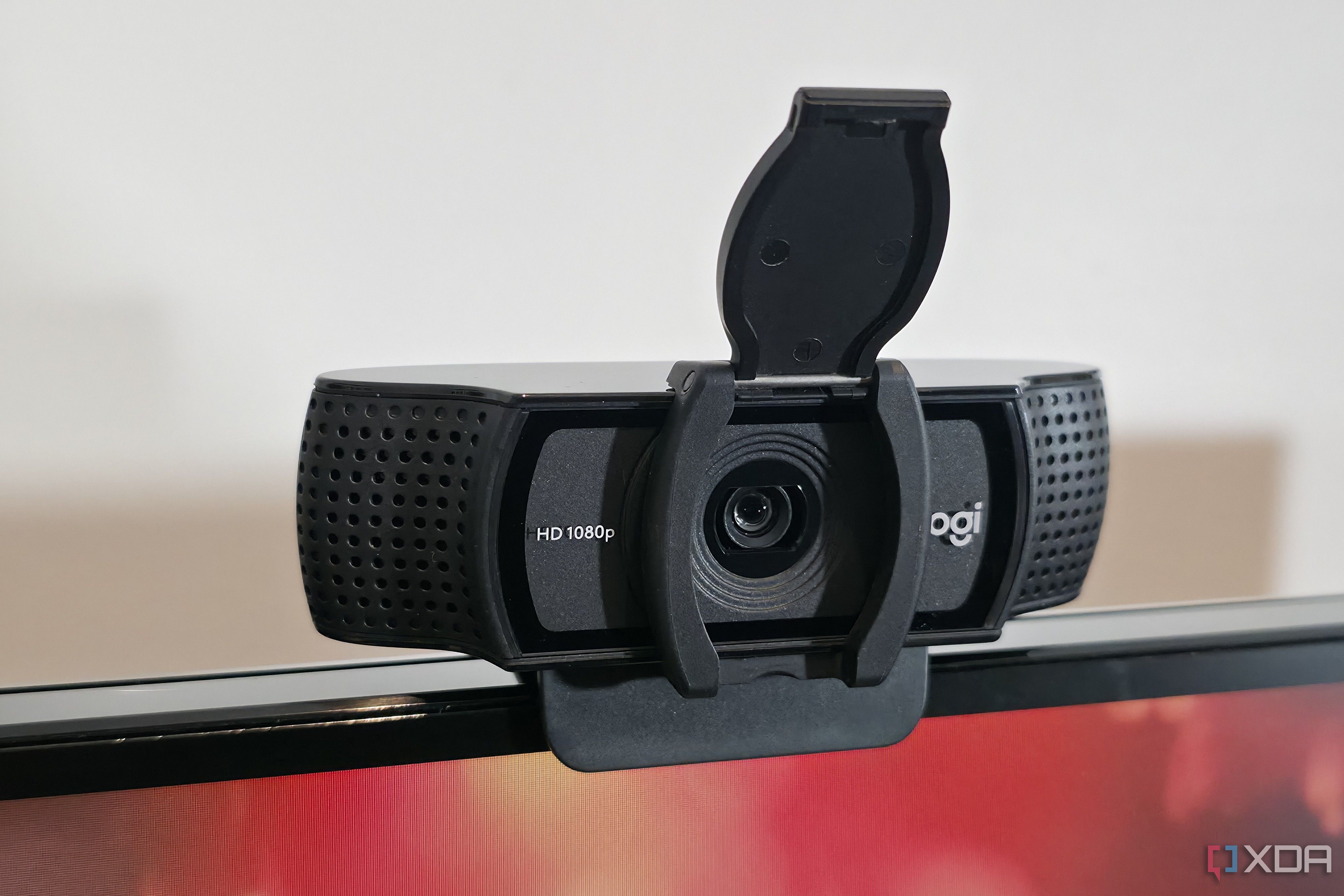 Windows 11: Microsoft aggiunge controlli su microfono e webcam per le app